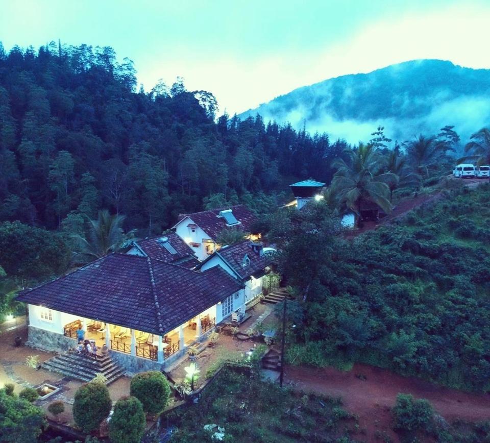 Jansen'S Bungalow Sinharaja Rainforest Retreat Kudawe ภายนอก รูปภาพ