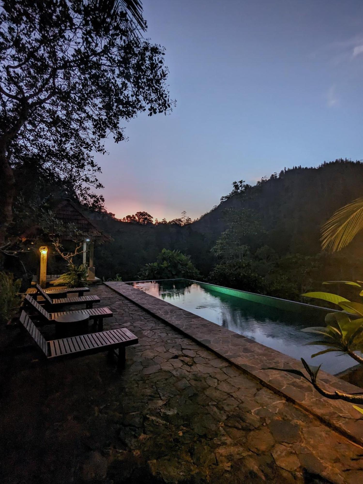 Jansen'S Bungalow Sinharaja Rainforest Retreat Kudawe ภายนอก รูปภาพ